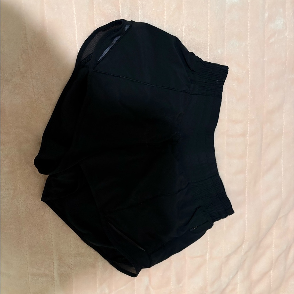 Lululemon 4” Hotty Hot Shorts